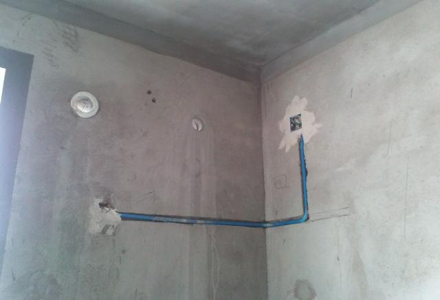 空調(diào)出風口滴水是什么原因