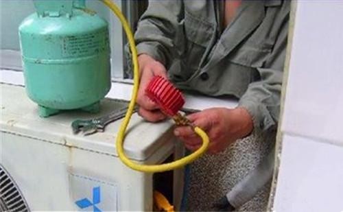 空調(diào)如何加液_空調(diào)加氟費用