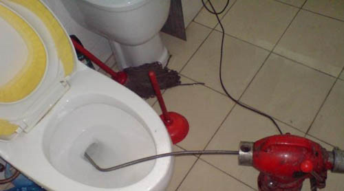 �V����ɳ��ˮ���ܵ���ͨ�r��_���I(y��)����