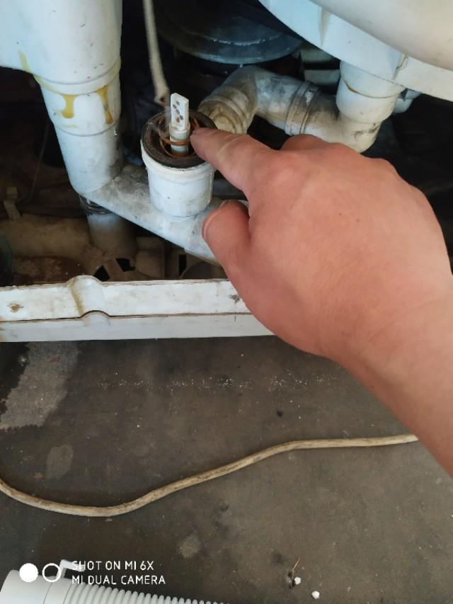 雙桶洗衣機洗衣時排水怎么辦