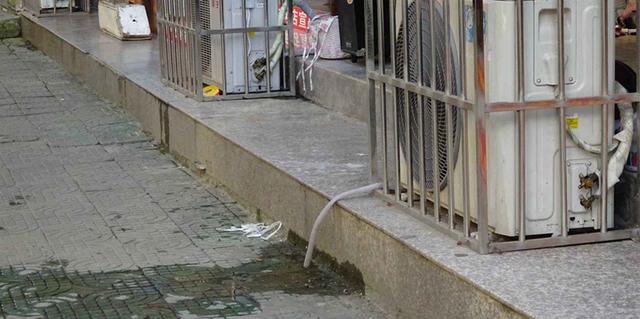 ������{(di��o)��(n��i)�C©ˮʲôԭ��