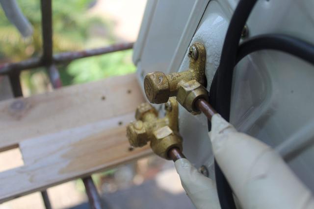 ������{(di��o)��(n��i)�C©ˮʲôԭ��