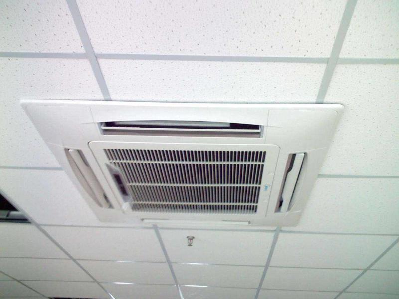 中央空調(diào)室內(nèi)滴水怎么辦 中央空調(diào)室內(nèi)滴水怎么辦