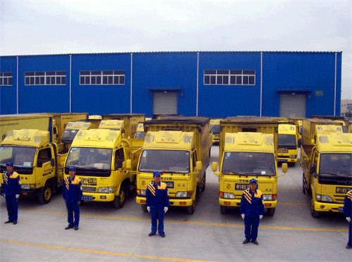 廣州站前貨車?yán)浂嗌馘X_不亂收費(fèi)