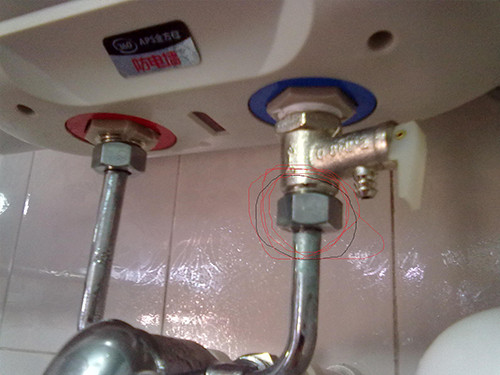 深圳松崗專業(yè)熱水器維修多少錢_快速上門