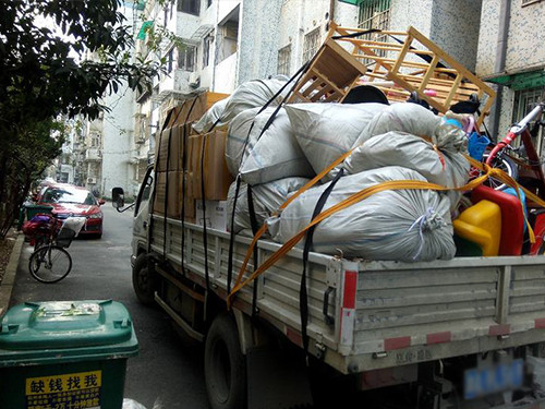 �B�T�R���L;��ҹ�˾���]_���y���M