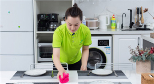 �B�T�SӢ��������(w��)���M(f��i)_24С�r(sh��)����(w��)