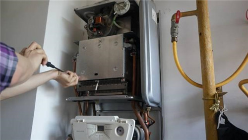 南寧隆安縣燃?xì)獗趻鞝t維修價(jià)格費(fèi)用_附近壁掛爐維修師傅上門(mén)