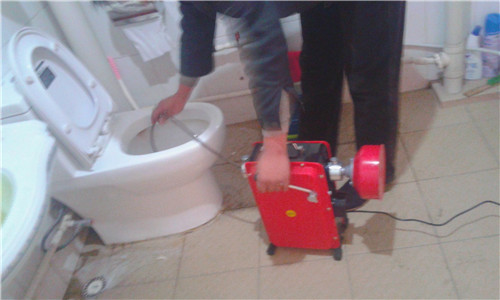 �v�R��ͨ�RͰ�����Xһ��_�S�r(sh��)���T��ͨ