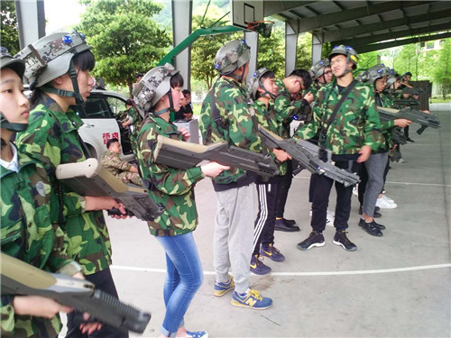 泉州員工軍事拓展費(fèi)用_報(bào)名方式